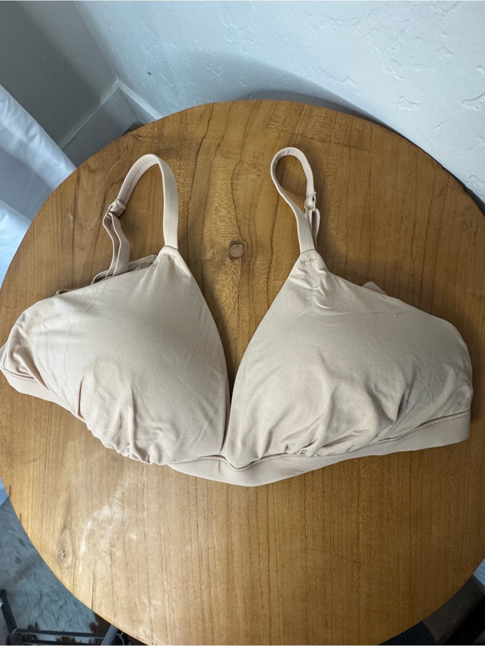 SKIMS Light Beige Wireless Triangle Bra